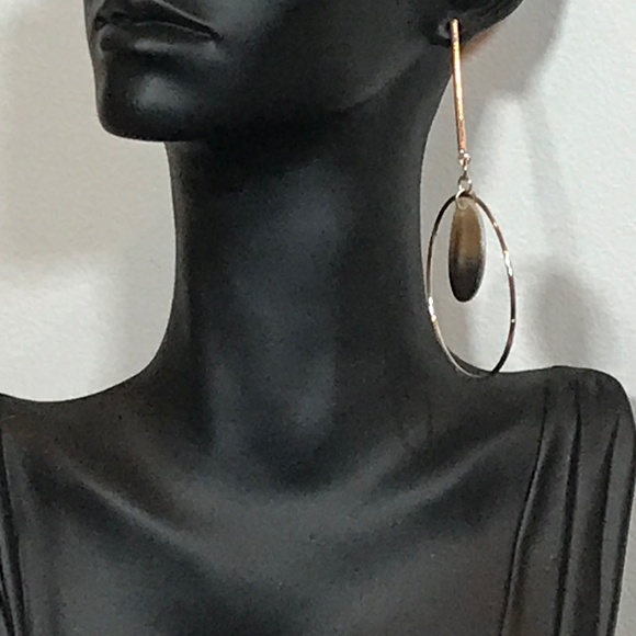 Design Lab Gold Tone Drop Hoop Women’s Earrings With Shell Like Centre - Picture 2 of 10